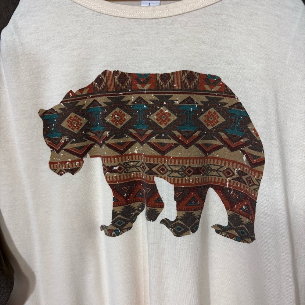Lularoe Bear Print Randy Baseball Tee Size L - Picture 3 of 6